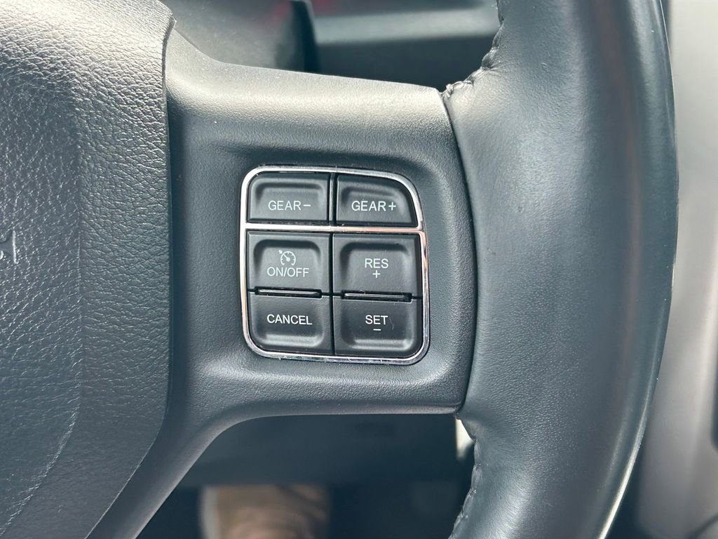 Used 2018 RAM 1500 Lone Star image 35