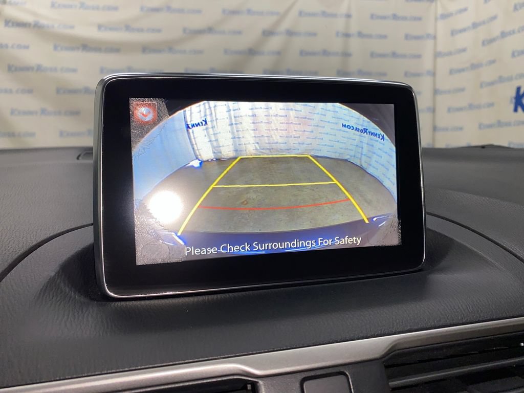 Used 2016 MAZDA MAZDA3 i Sport w/ Preferred Equipment Package FWD image 21