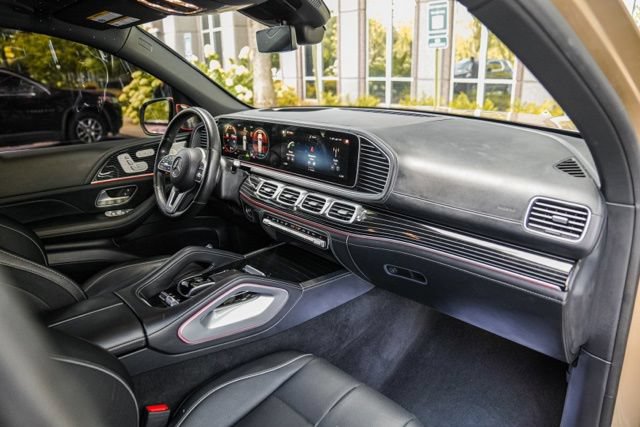 Used 2023 Mercedes-Benz Maybach GLS 600 4MATIC image 29