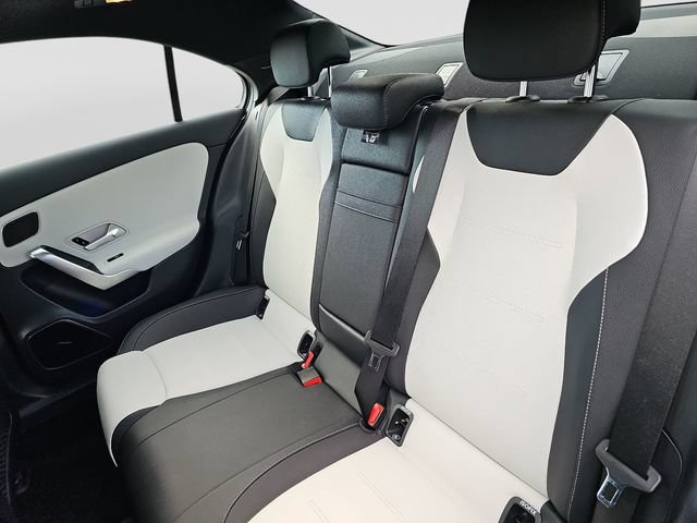Used 2021 Mercedes-Benz A 220 image 16
