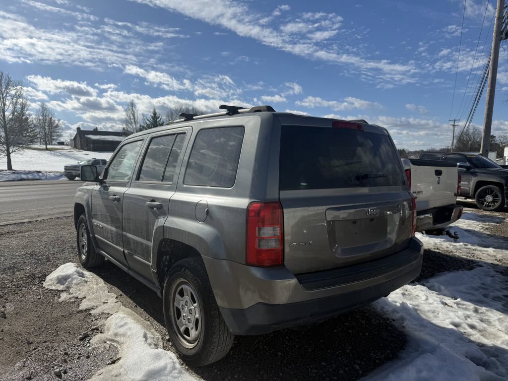 Used 2012 Jeep Patriot Sport w/ PWR Value Group AWD/4WD image 4
