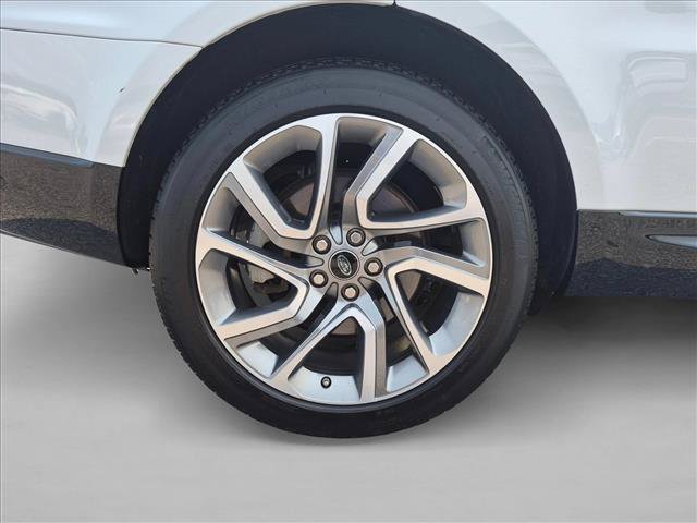 Used 2018 Land Rover Range Rover Sport HSE AWD/4WD image 29
