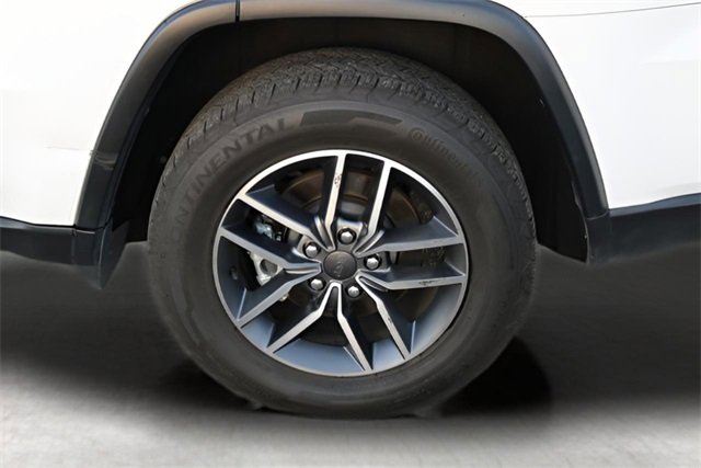 Used 2022 Jeep Grand Cherokee Limited image 9