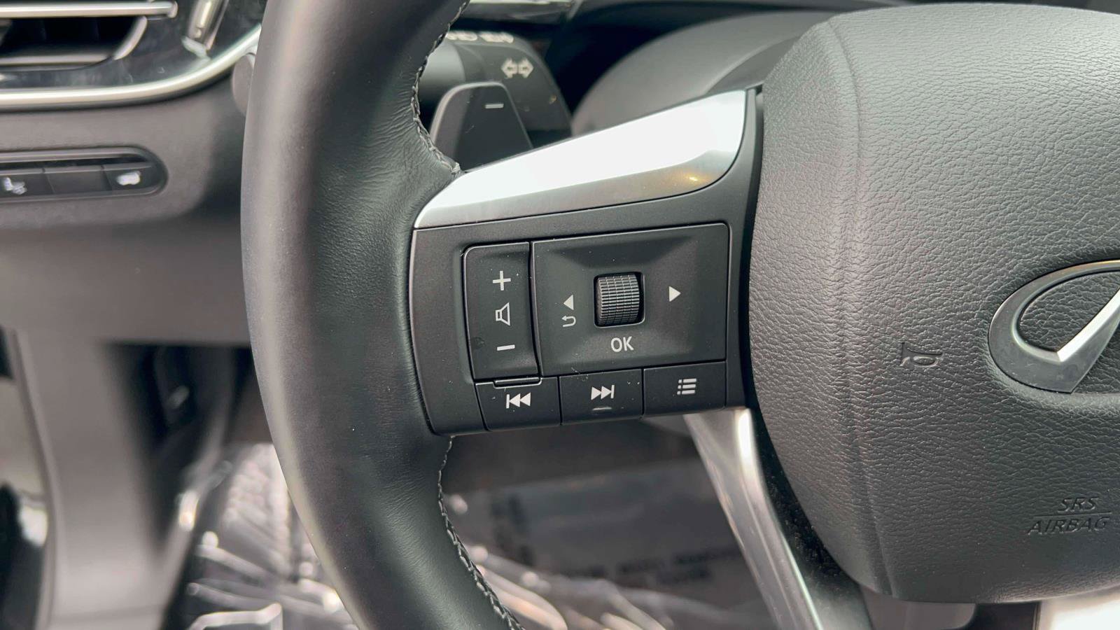 Used 2023 INFINITI QX60 Sensory w/ Vision Package AWD/4WD image 26