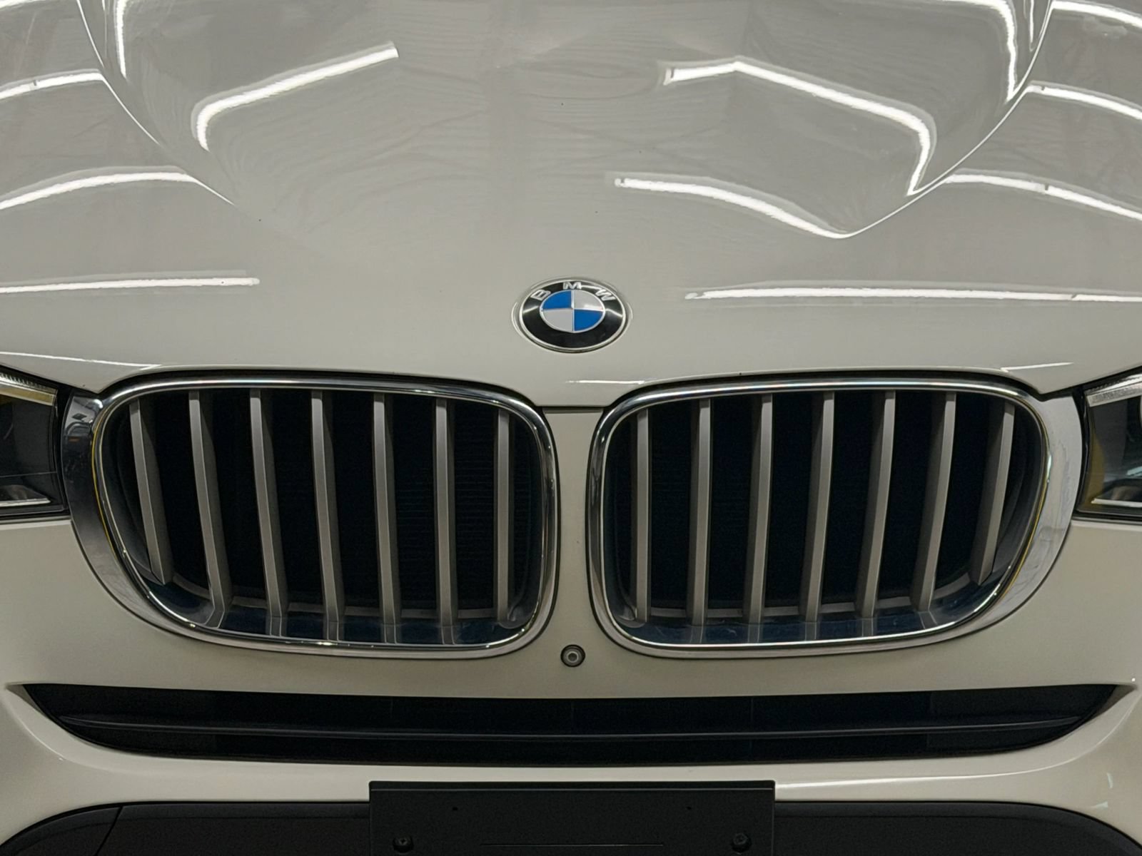 Used 2017 BMW X3 xDrive28i AWD/4WD image 5