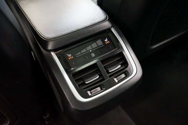 Used 2019 Volvo XC90 T5 Momentum w/ Protection Package image 14