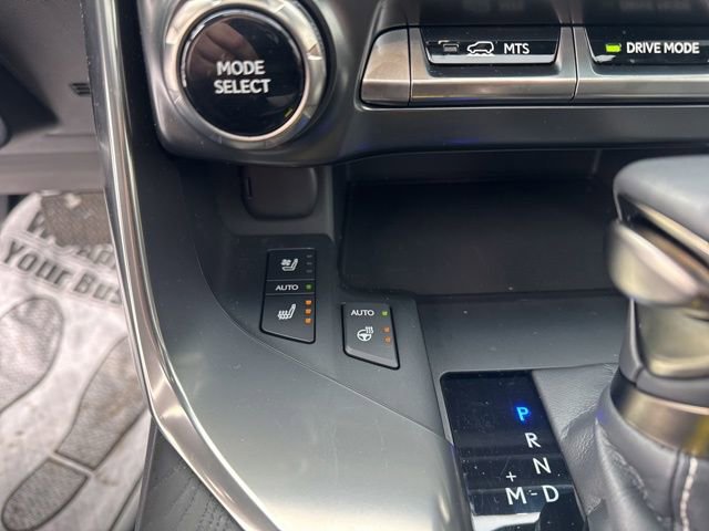 Used 2024 Lexus LX 600 4WD w/ Appearance Package image 17