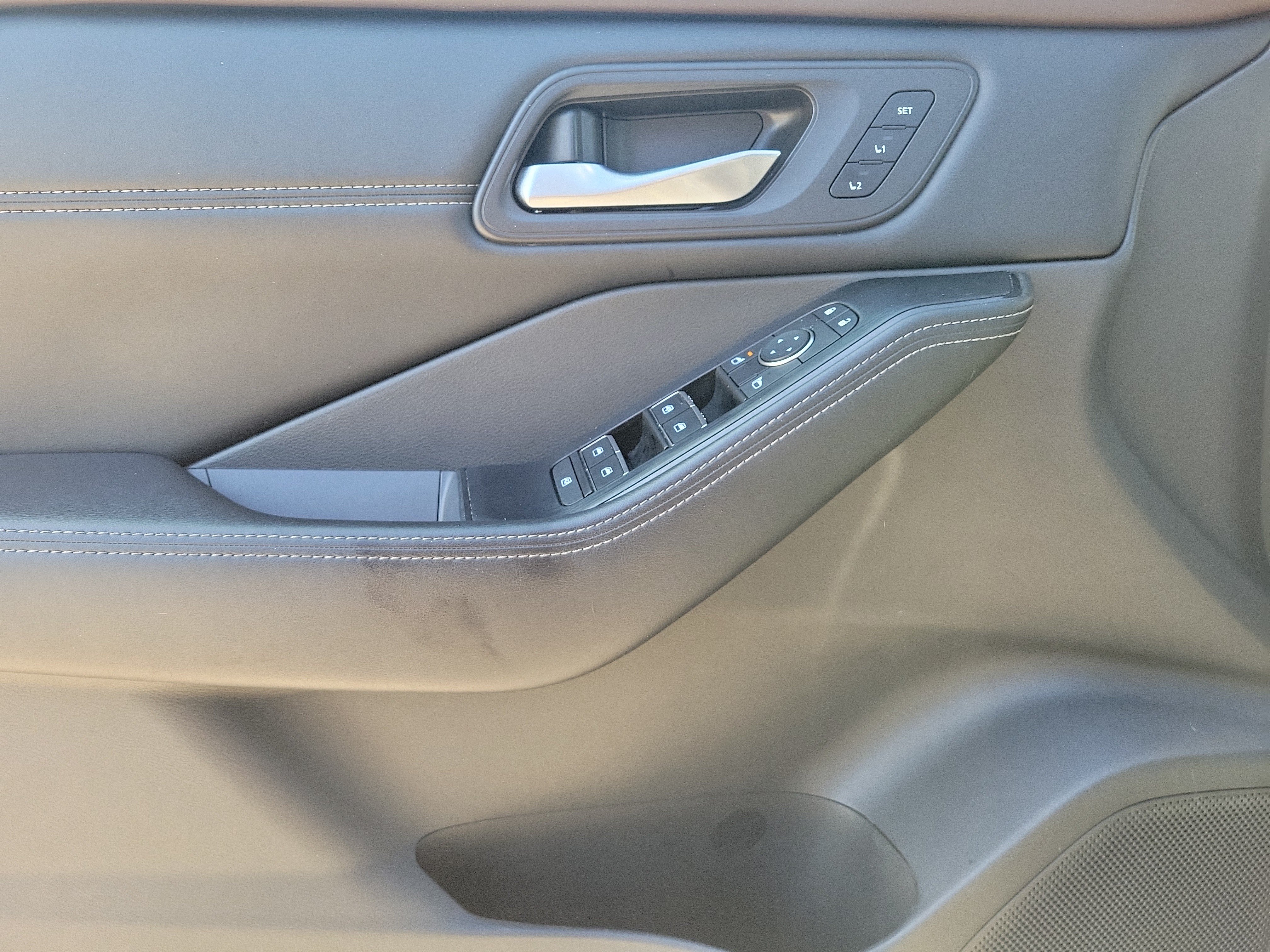Certified 2022 Nissan Rogue SL FWD image 15