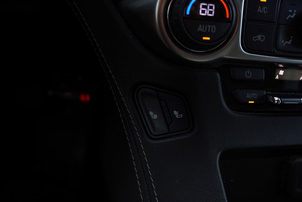 Used 2019 Chevrolet Tahoe LT image 6