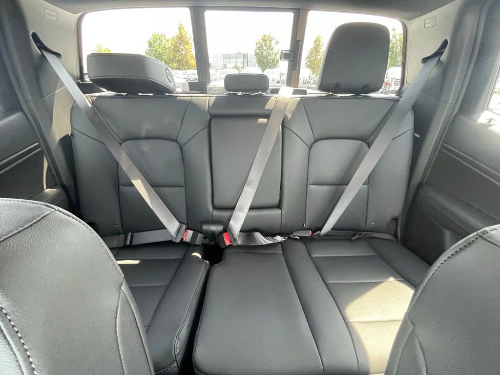 New 2026 GMC Canyon Elevation w/ Convenience Package image 24