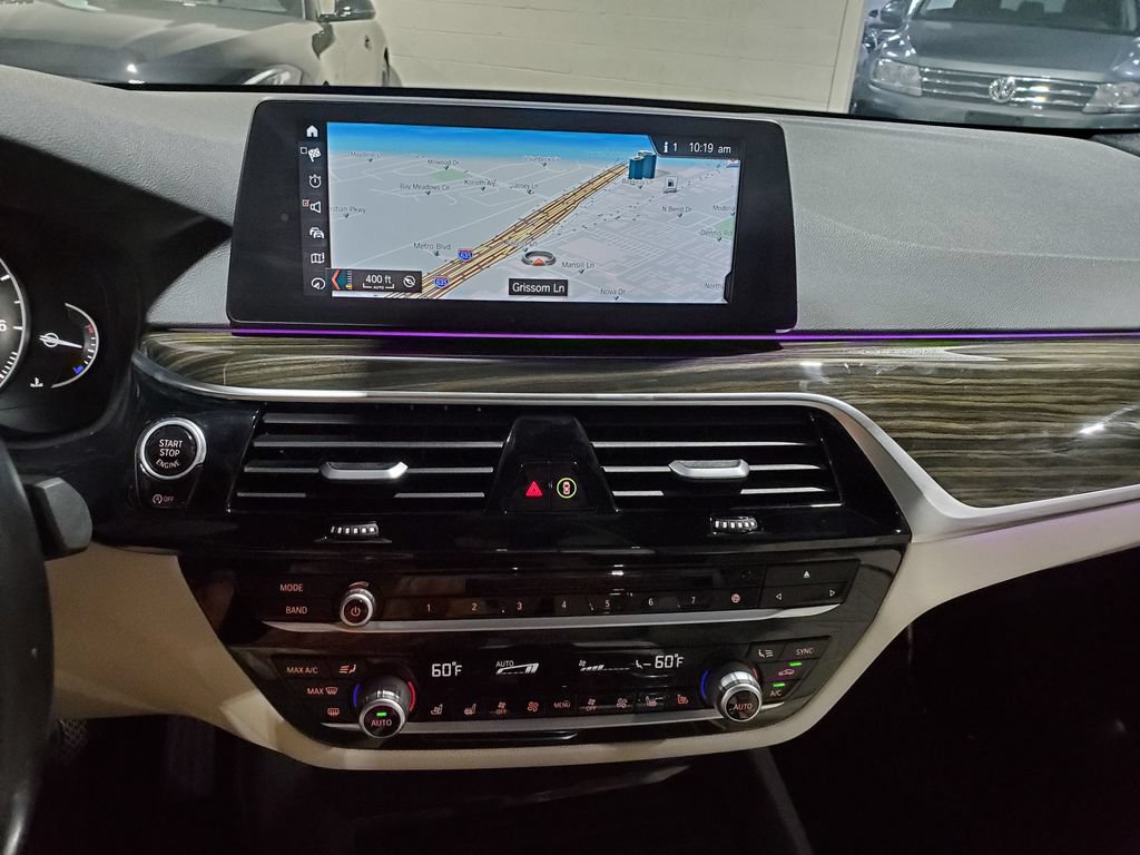 Used 2018 BMW 530i xDrive AWD/4WD image 26