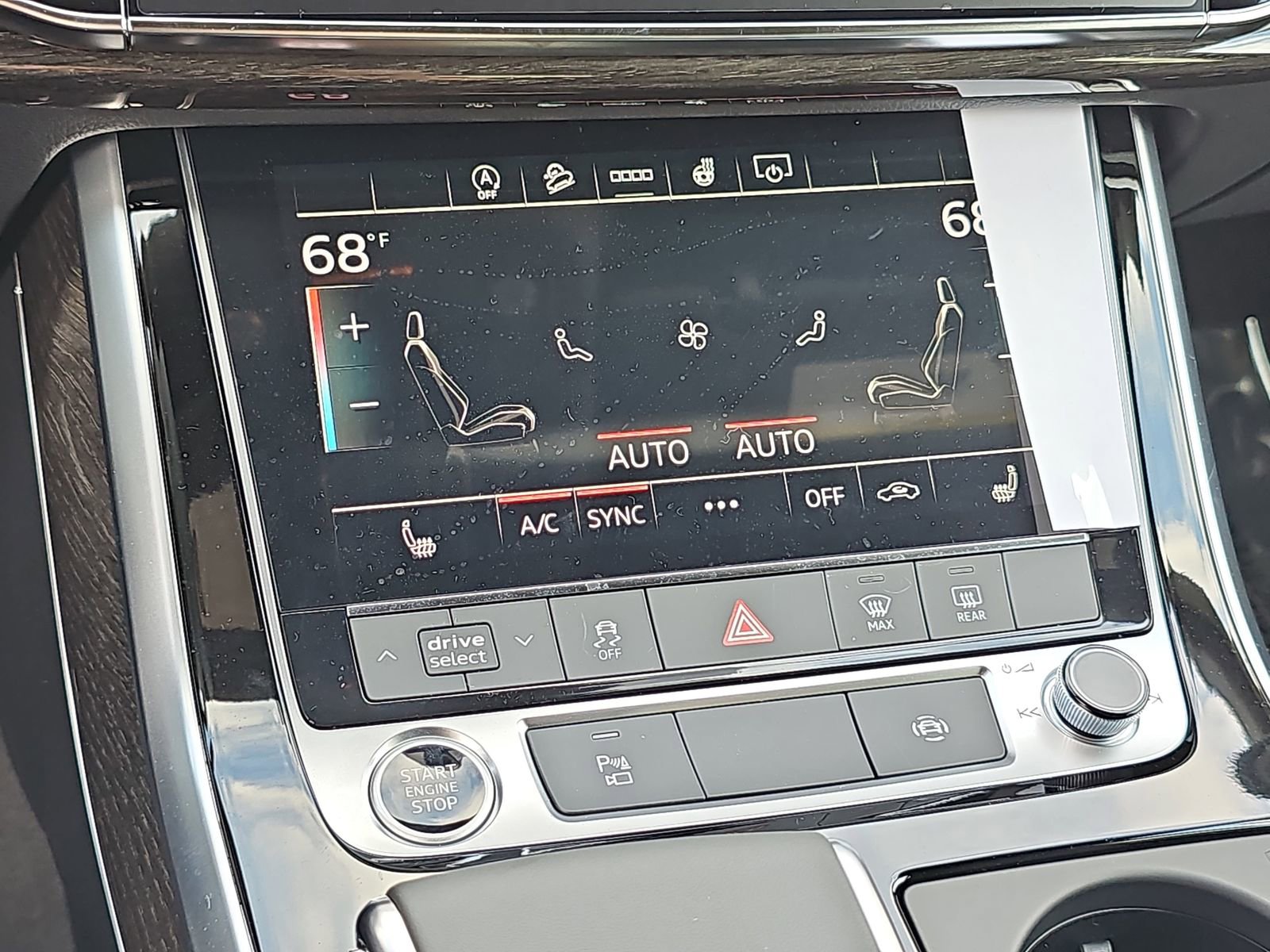 New 2026 Audi Q8 Premium image 25