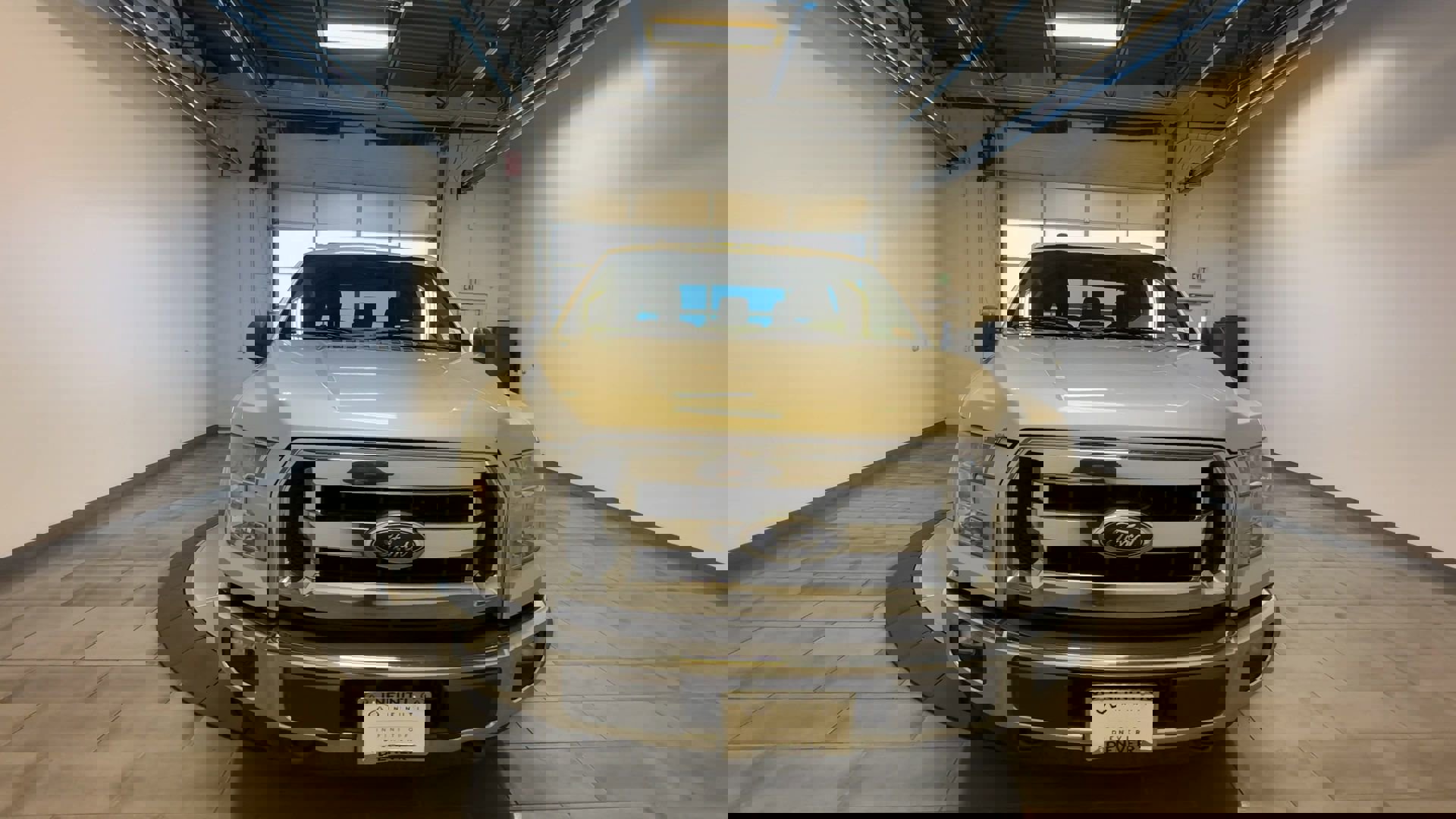 Used 2016 Ford F150 XLT w/ Trailer Tow Package image 3