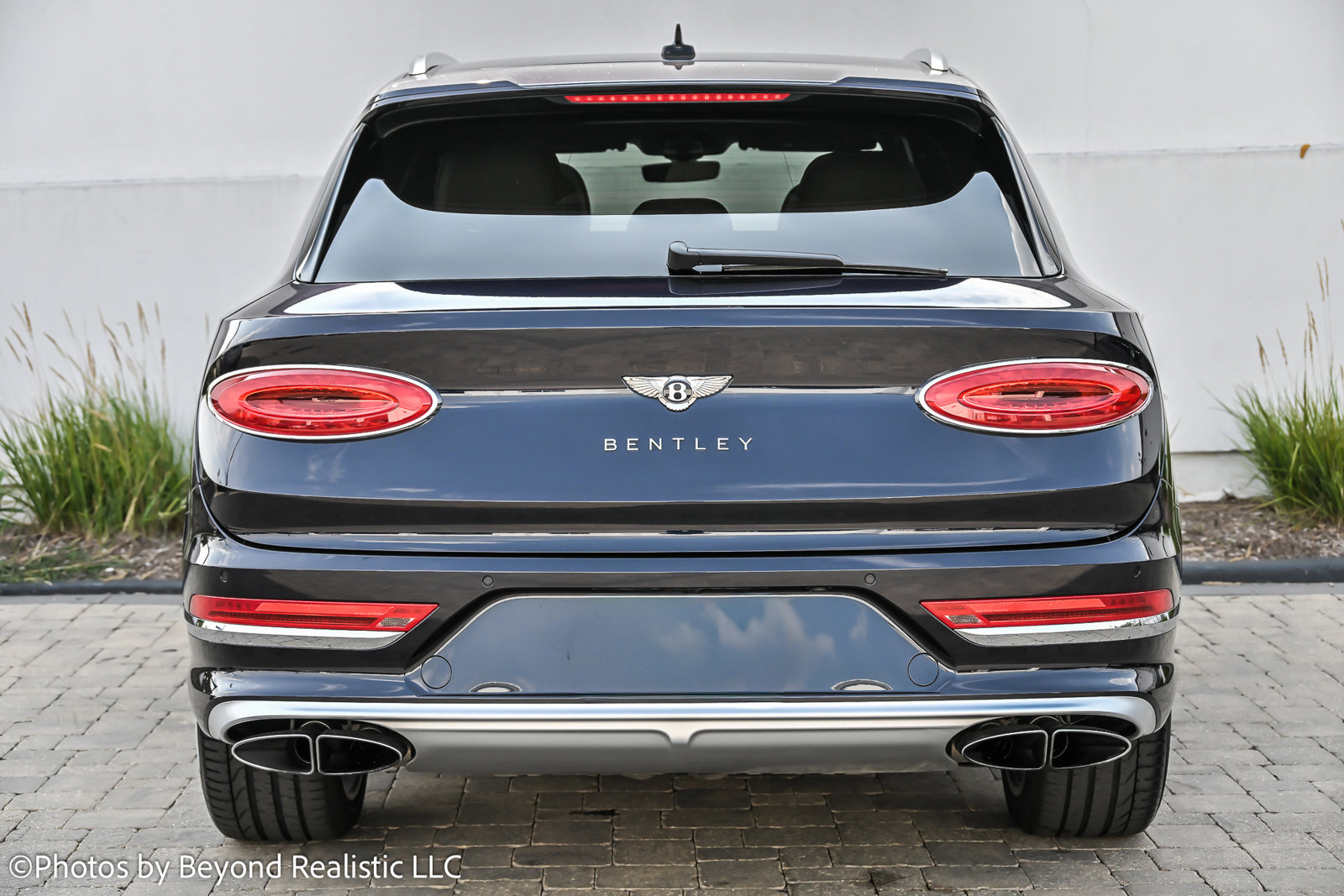 Certified 2023 Bentley Bentayga Extended Wheelbase image 11