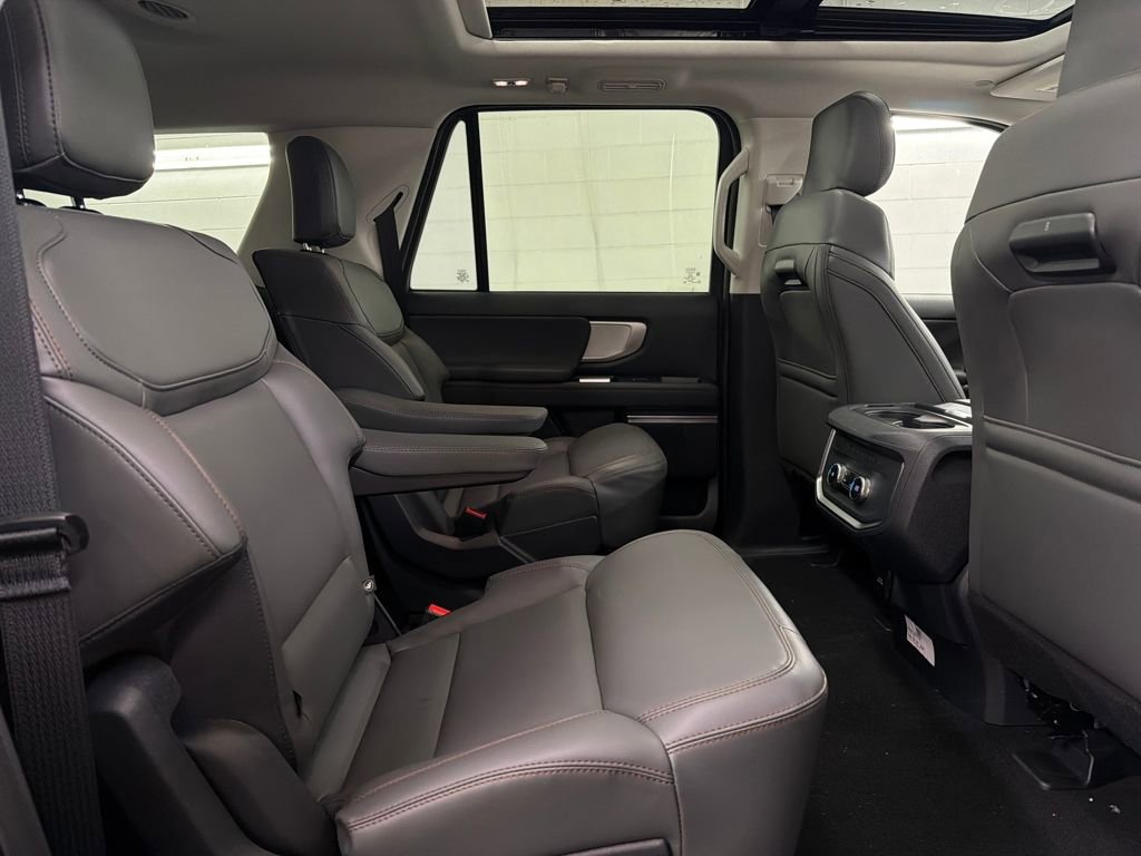 New 2025 Ford Expedition Max Active RWD image 30