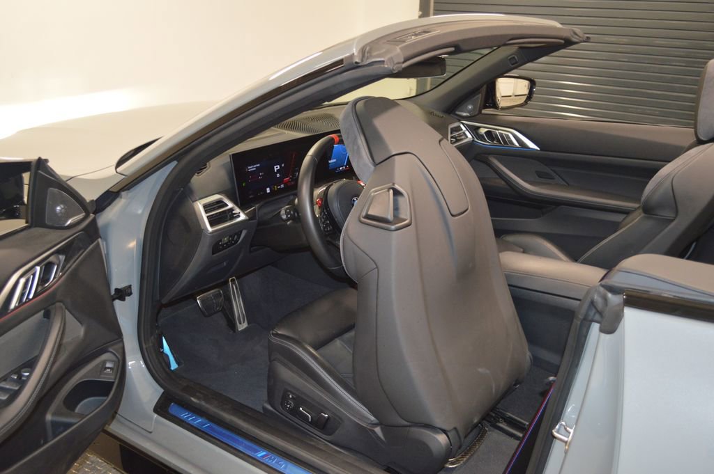Used 2026 BMW M4 xDrive Competition image 42
