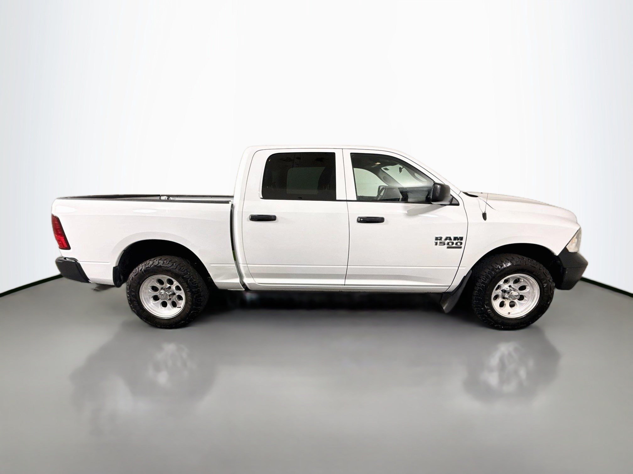 Used 2023 RAM 1500 Tradesman w/ Utility Group AWD/4WD image 11