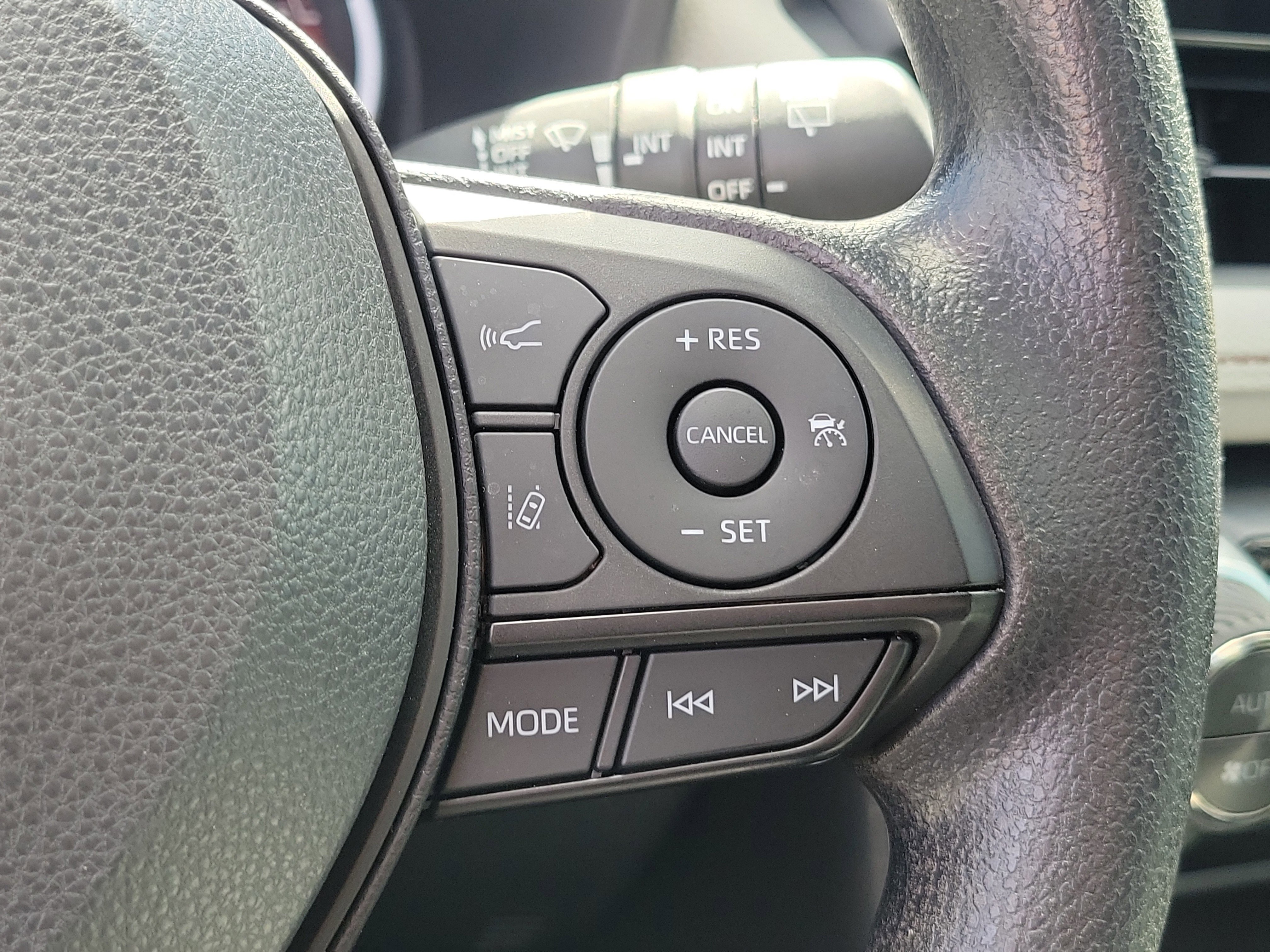 New 2024 Toyota RAV4 XLE w/ Convenience Package FWD image 26