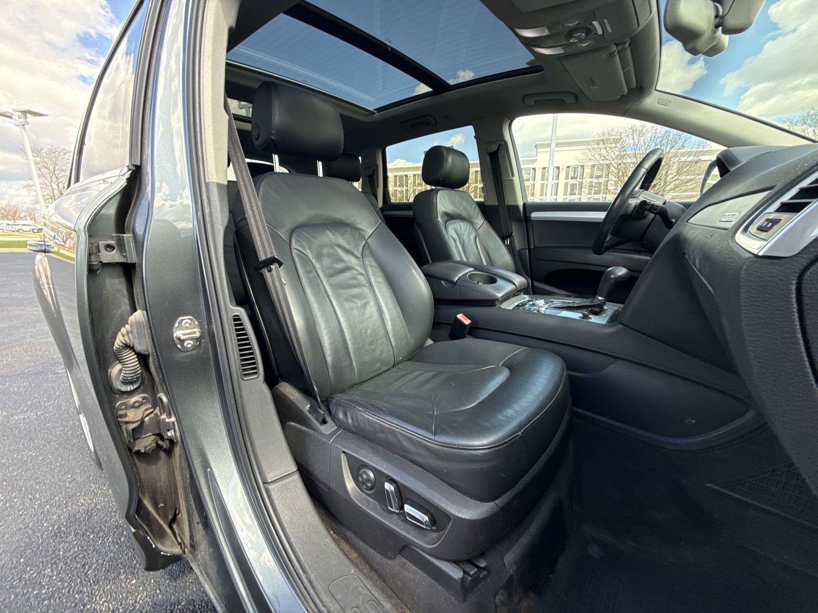 Used 2010 Audi Q7 3.6 Premium Plus image 25