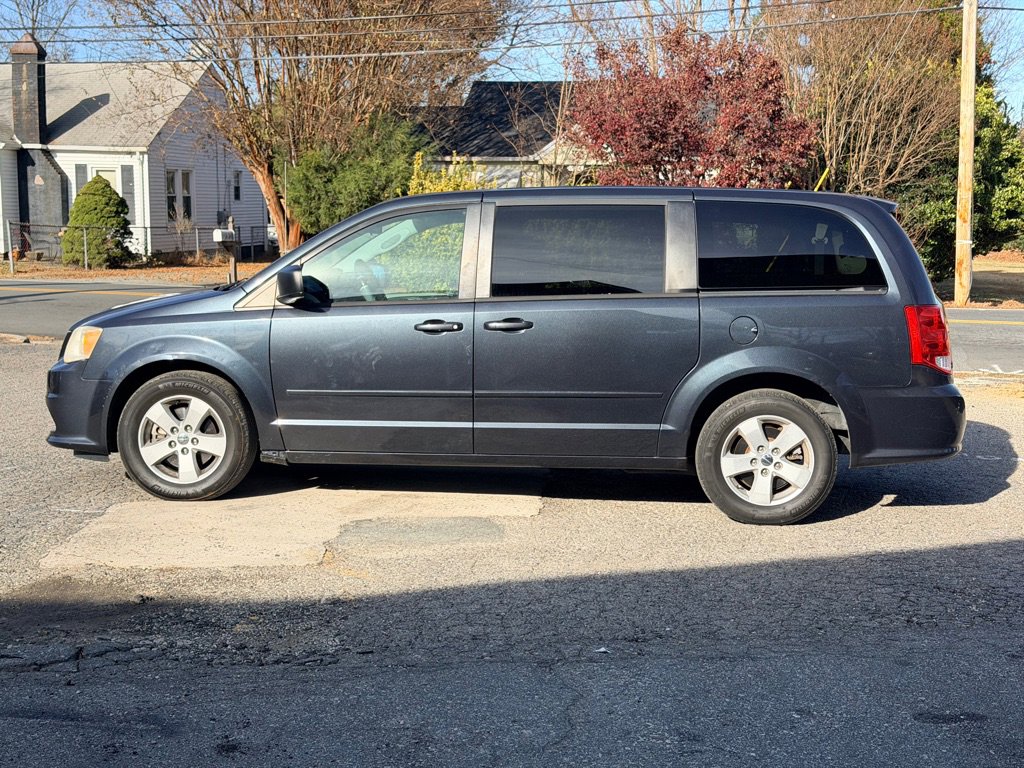 Used 2013 Dodge Grand Caravan SE image 10