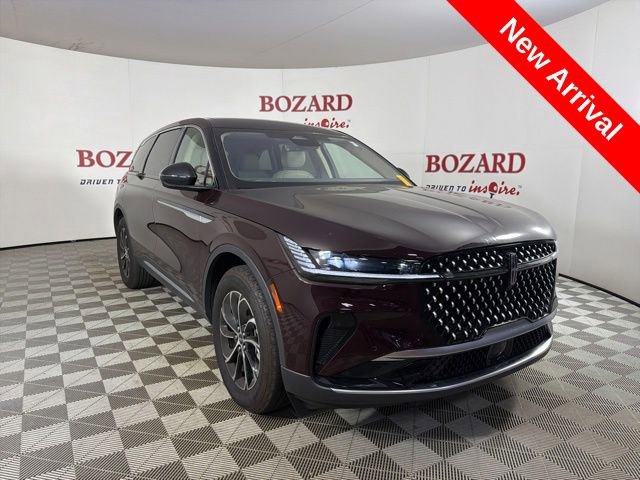 Used 2025 Lincoln Nautilus Premier AWD/4WD image 1