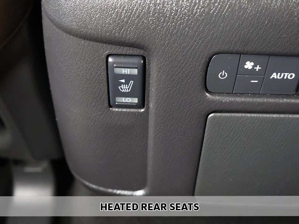 Used 2024 Nissan Armada Platinum image 8