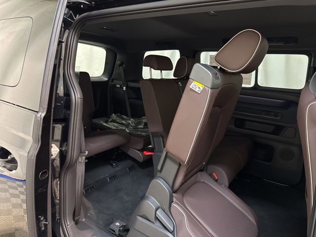 New 2025 Volkswagen ID. Buzz Pro S image 32