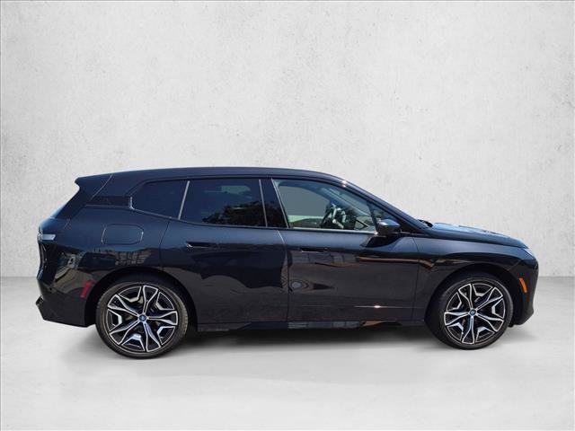 Certified 2024 BMW iX xDrive50 w/ Premium Package AWD/4WD image 4