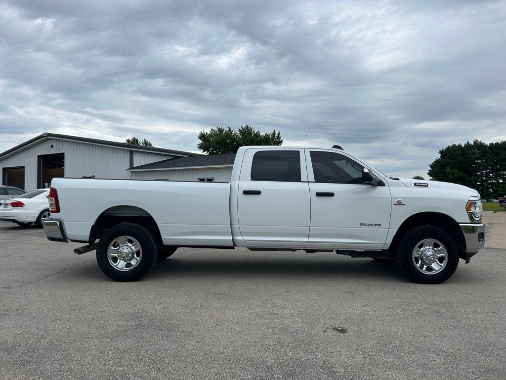 Used 2022 RAM 3500 Tradesman w/ Chrome Appearance Group image 4