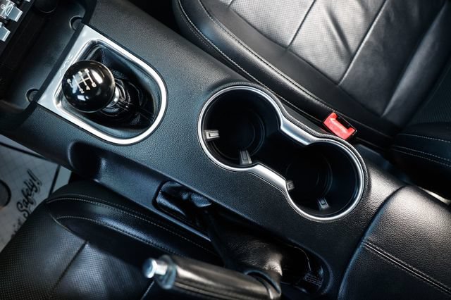 Used 2018 Ford Mustang GT Premium RWD image 40
