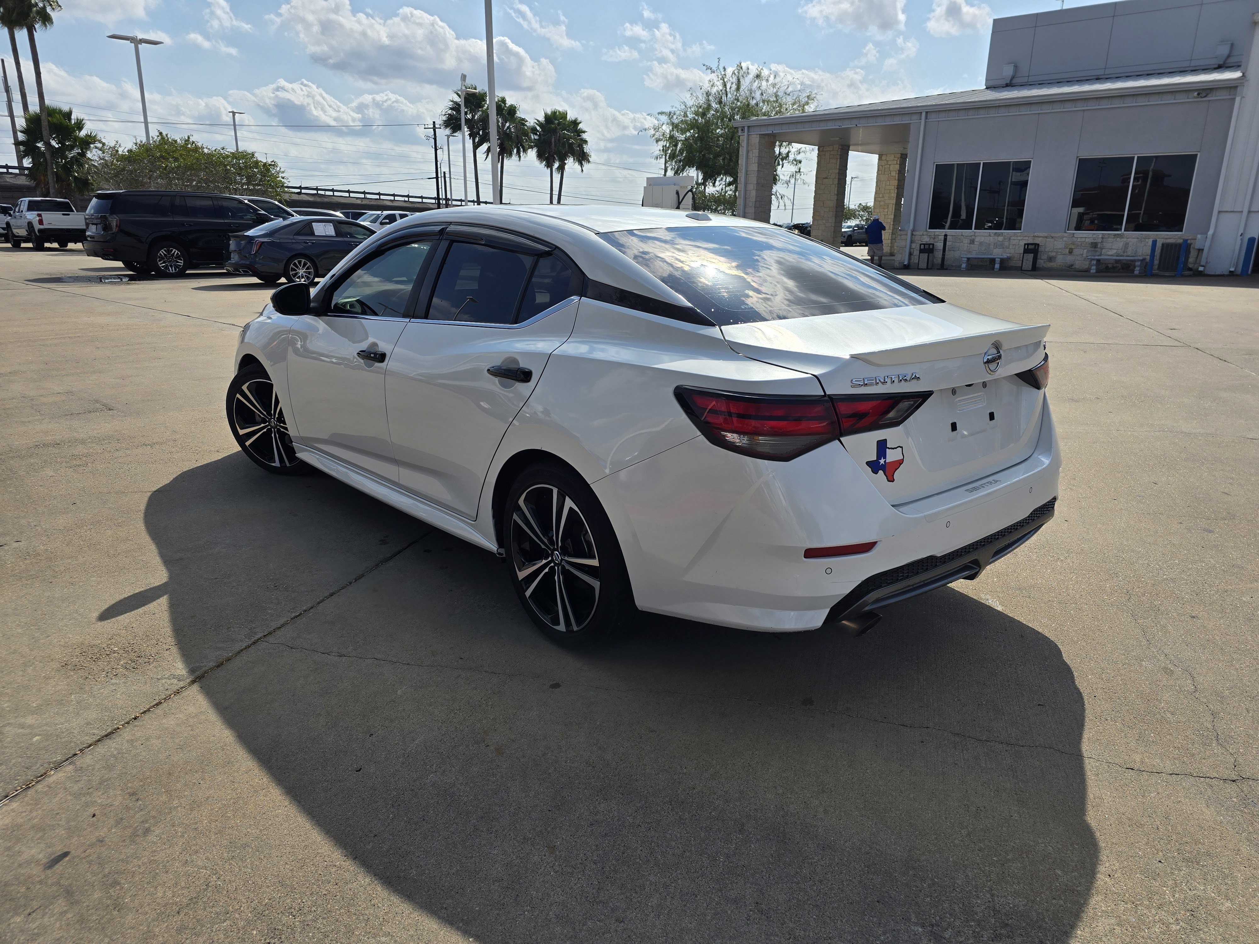 Used 2021 Nissan Sentra SR image 5