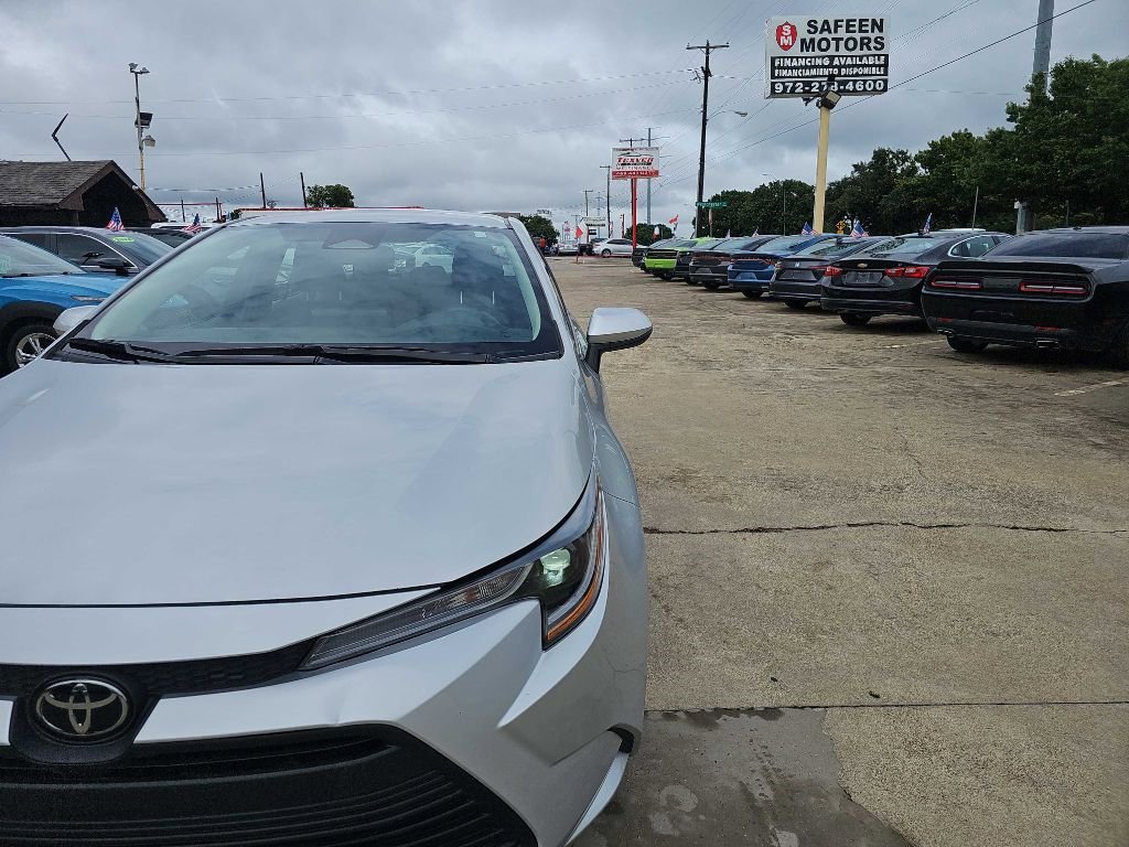 Used 2024 Toyota Corolla LE image 8