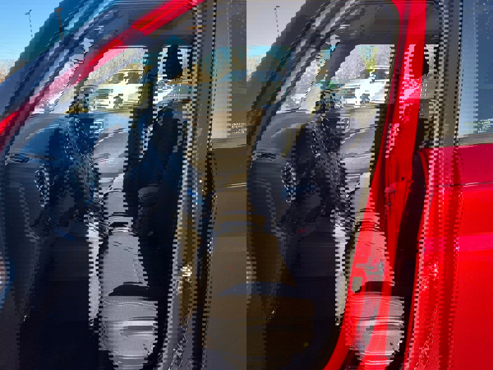 Certified 2025 Hyundai Venue SEL image 23