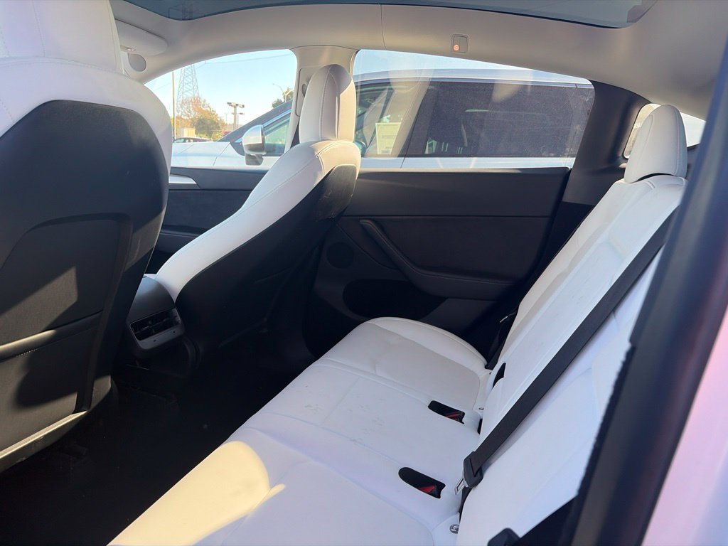 Used 2023 Tesla Model Y Long Range AWD/4WD image 8