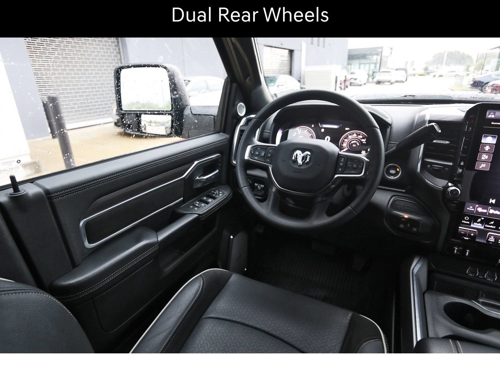 Used 2025 RAM 3500 Laramie AWD/4WD image 10