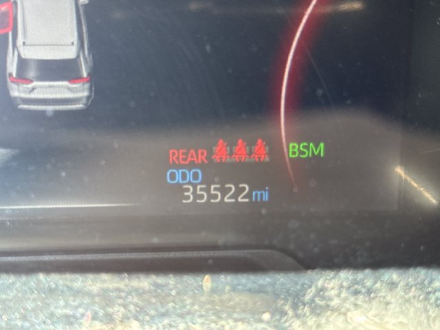 Used 2025 Toyota RAV4 XLE AWD/4WD image 18