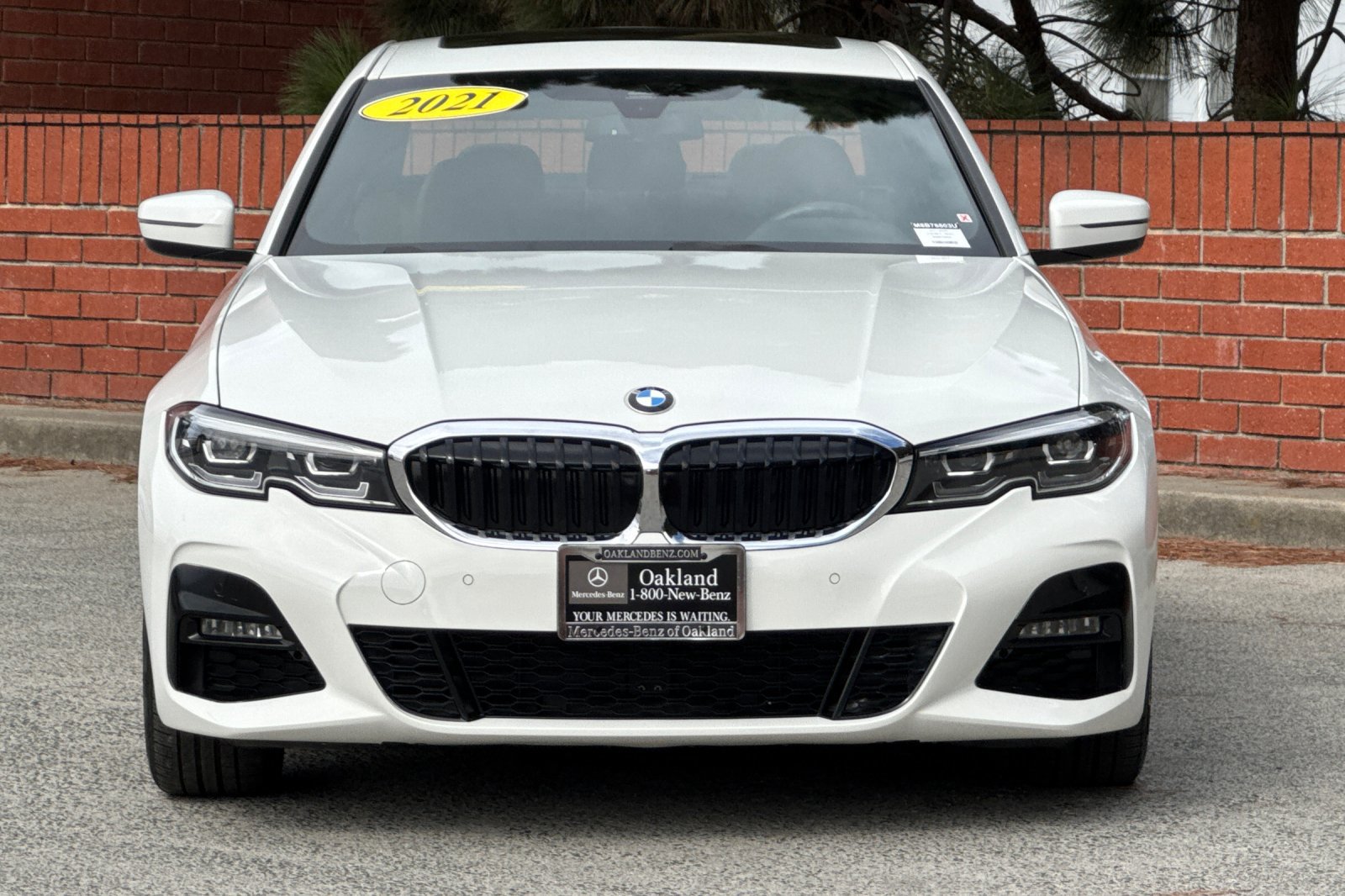 Used 2021 BMW 330i Sedan w/ M Sport Package RWD image 9