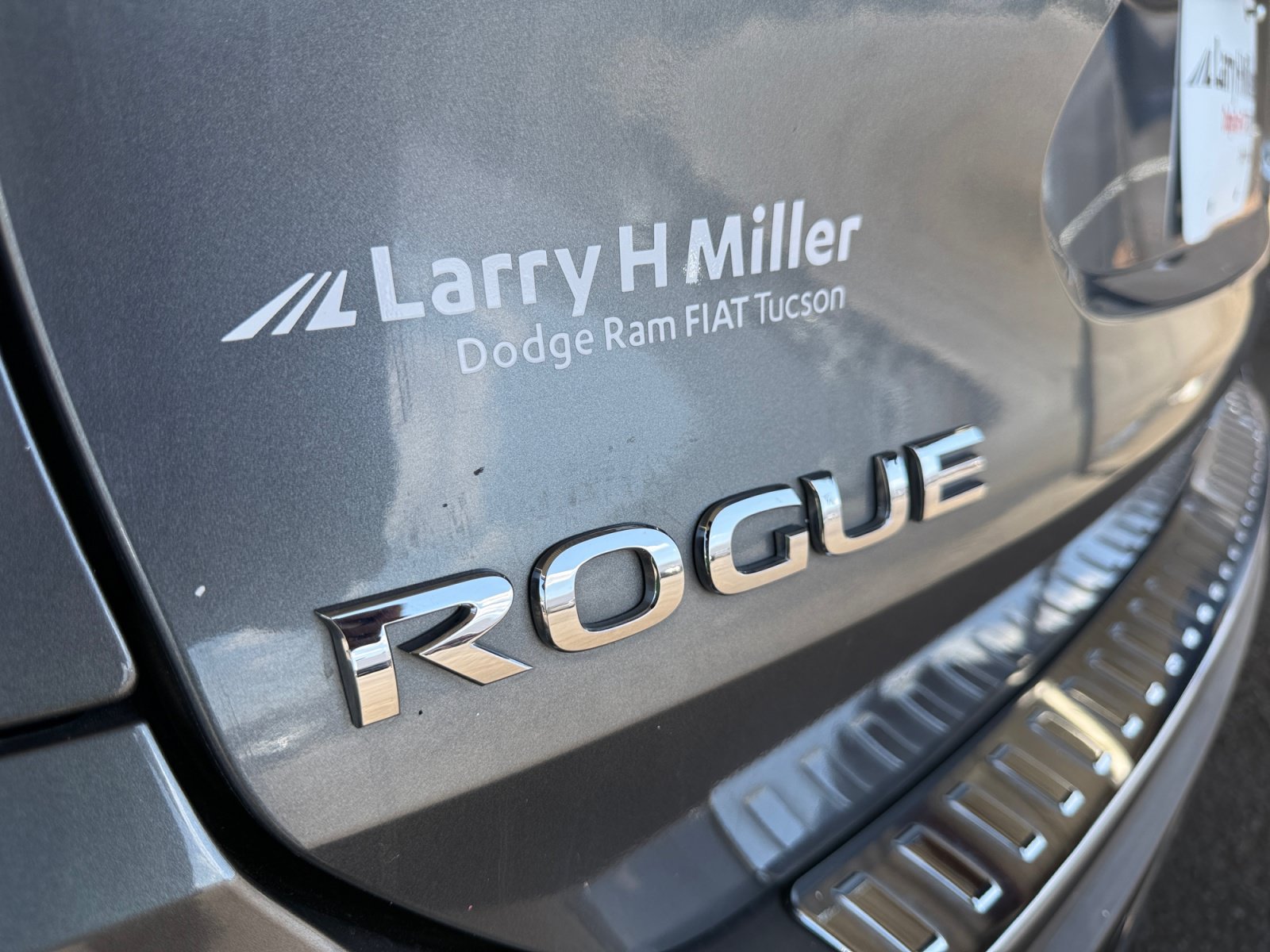 Used 2020 Nissan Rogue SL FWD image 28