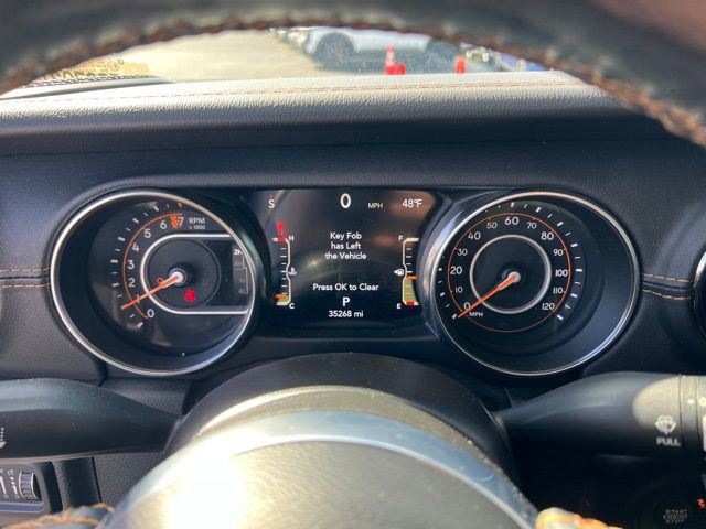 Used 2021 Jeep Gladiator Overland image 16