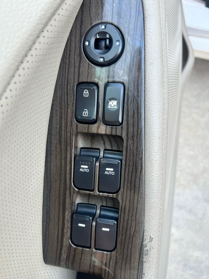 Used 2012 Kia Optima EX FWD image 23