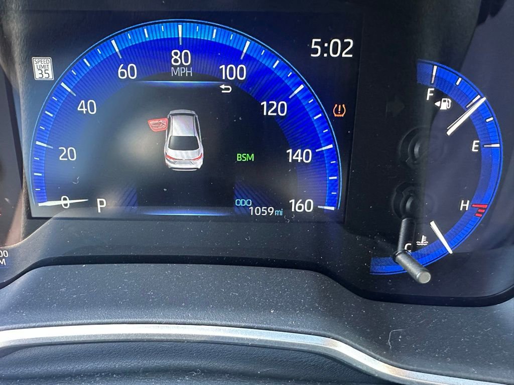 Used 2021 Toyota Corolla XLE w/ Carpet Mat Package (TMS) image 10