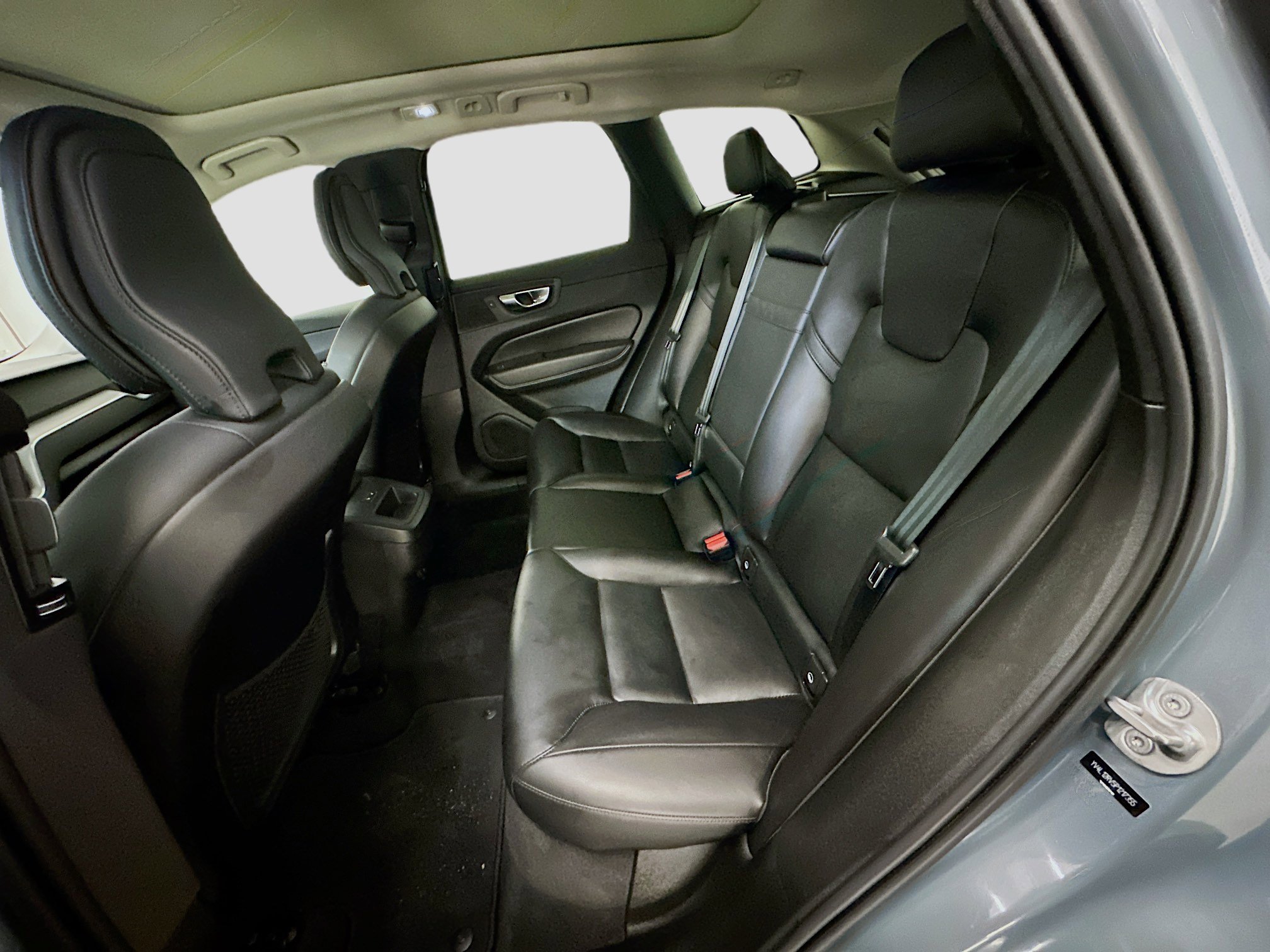 Used 2023 Volvo XC60 B5 Core w/ Climate Package image 30