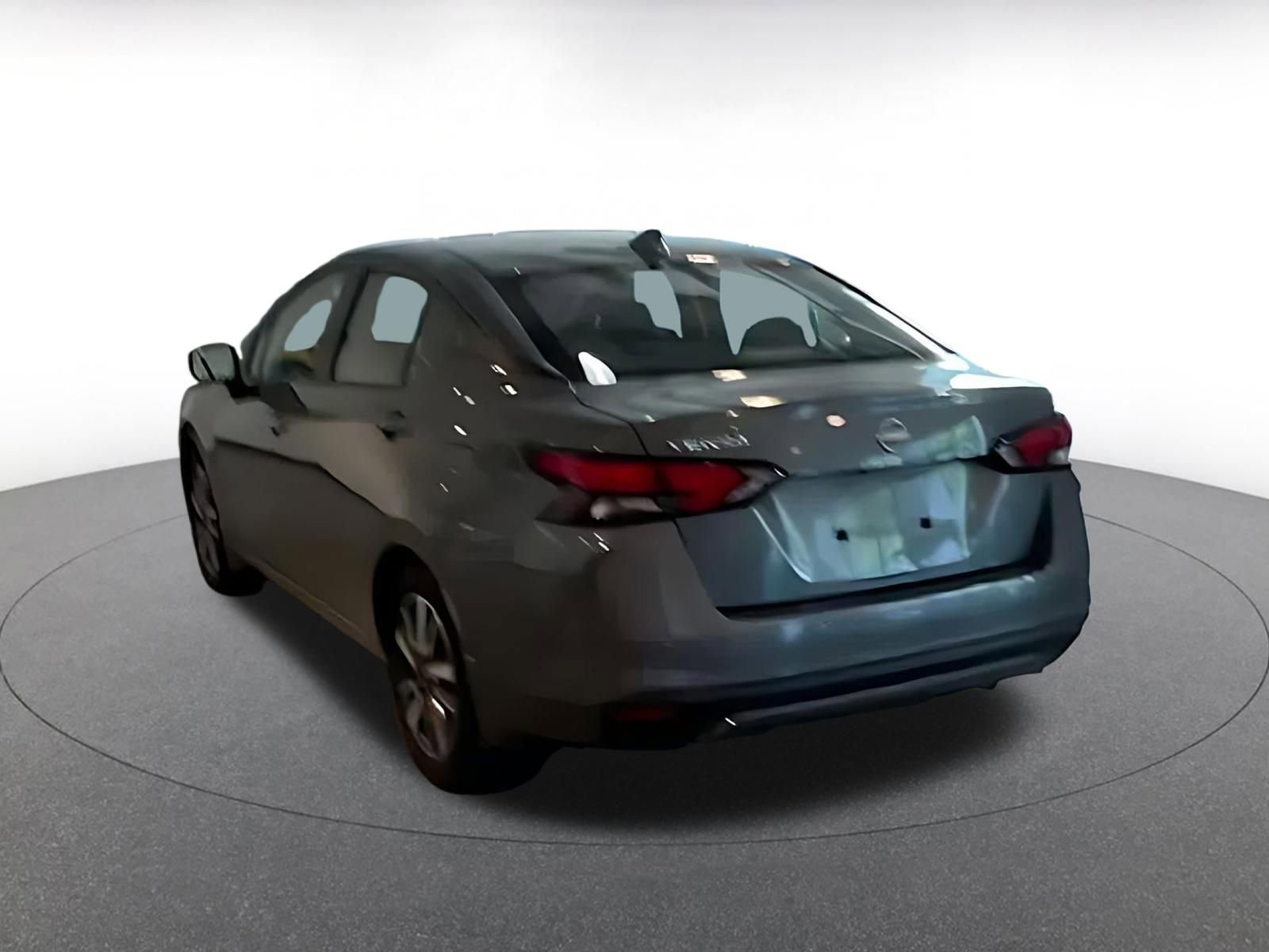 Used 2025 Nissan Versa SV w/ Trunk Package FWD image 9