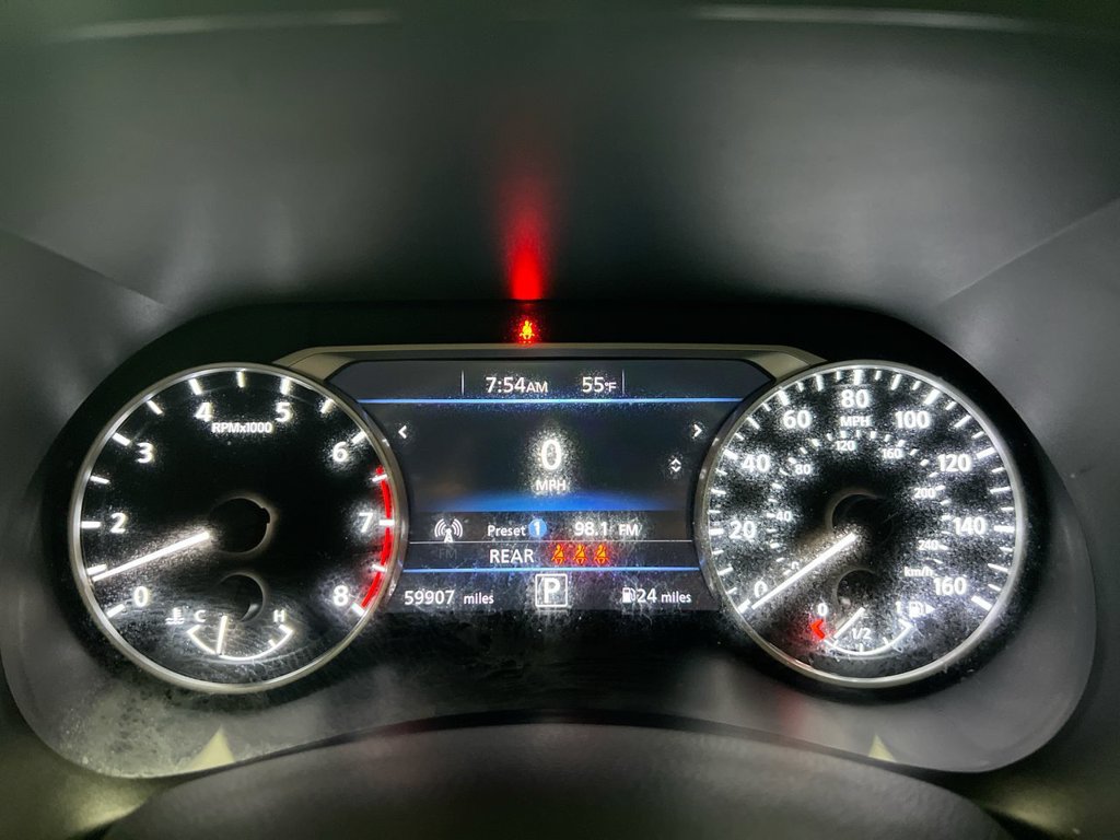 Used 2021 Nissan Sentra SR FWD image 12