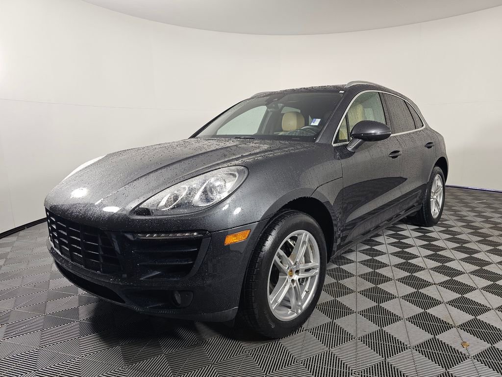 Used 2017 Porsche Macan S image 3