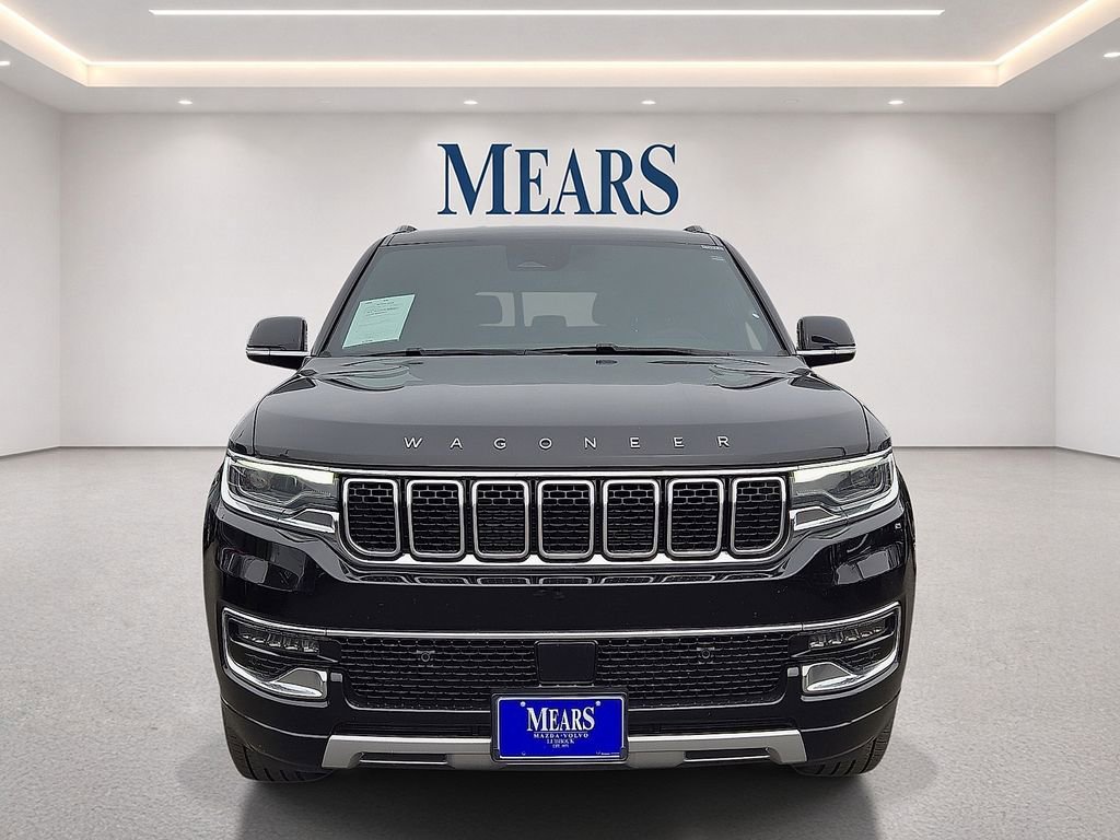 Used 2024 Jeep Wagoneer L Series II RWD image 8