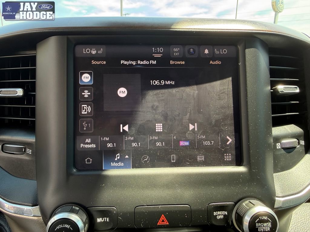 Used 2022 RAM 1500 Laramie AWD/4WD image 23