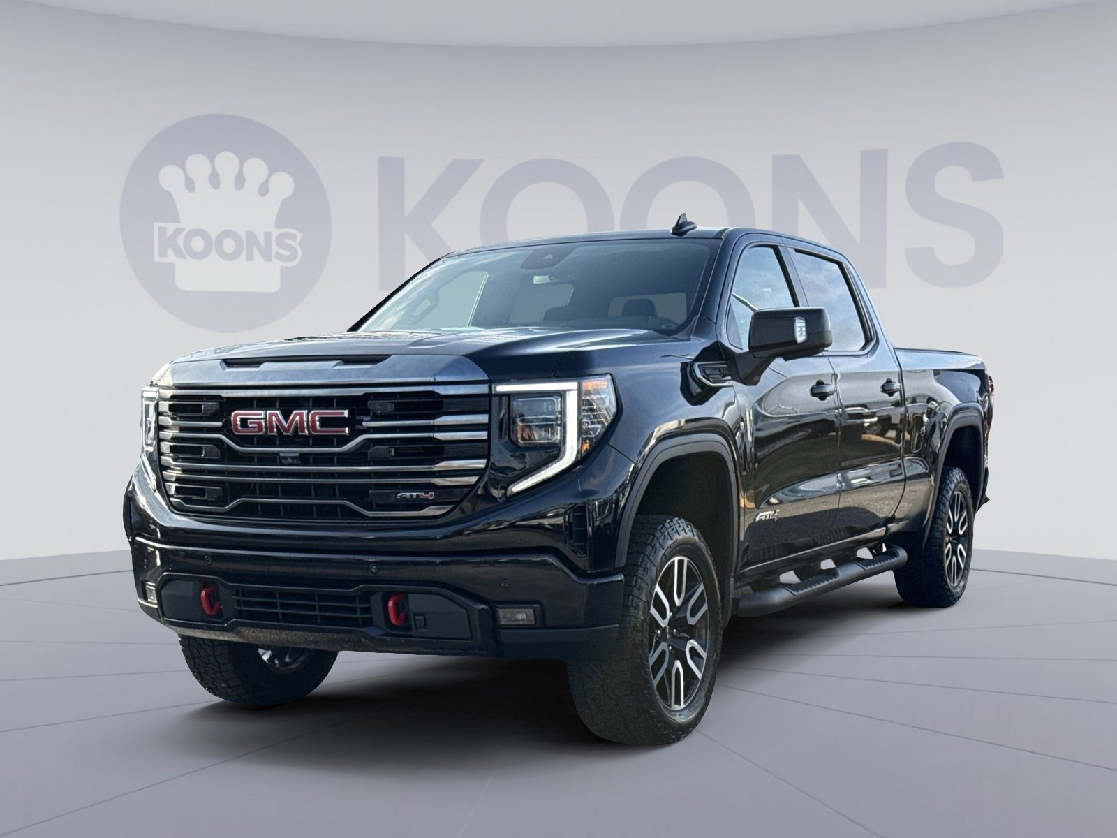 Used 2023 GMC Sierra 1500 AT4 w/ AT4 Preferred Package image 1