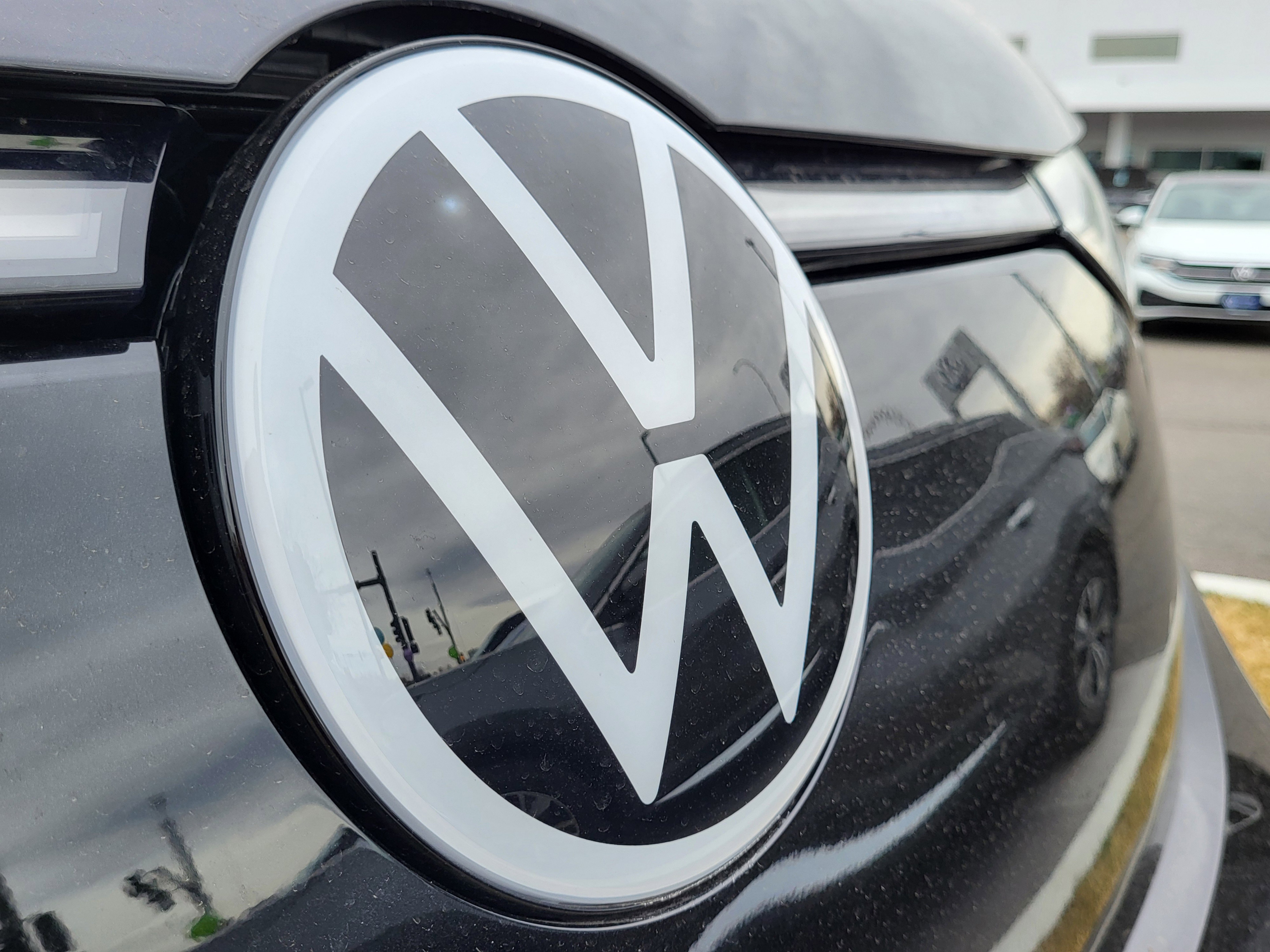New 2025 Volkswagen ID. Buzz Pro S image 24