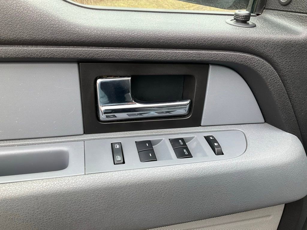 Used 2014 Ford F150 XLT image 15